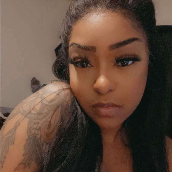 Meet your Posher, Rayshelle - Picture 3 of 9